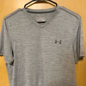 Under Armour tee